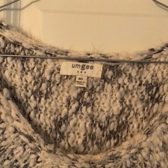 Umgee quarter sleeve sweater - Picture 2 of 3